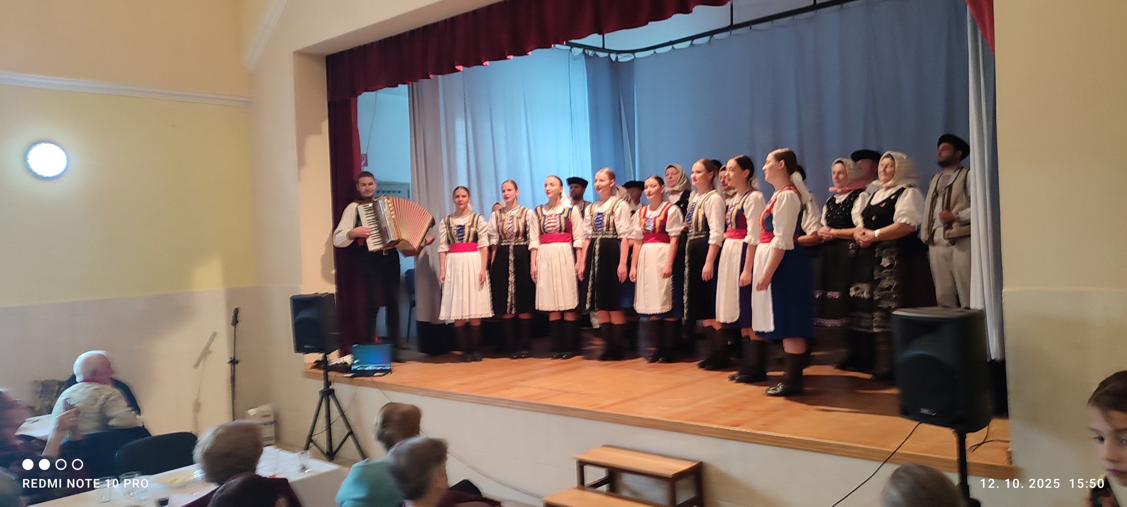 Úcta k starším - foto 3