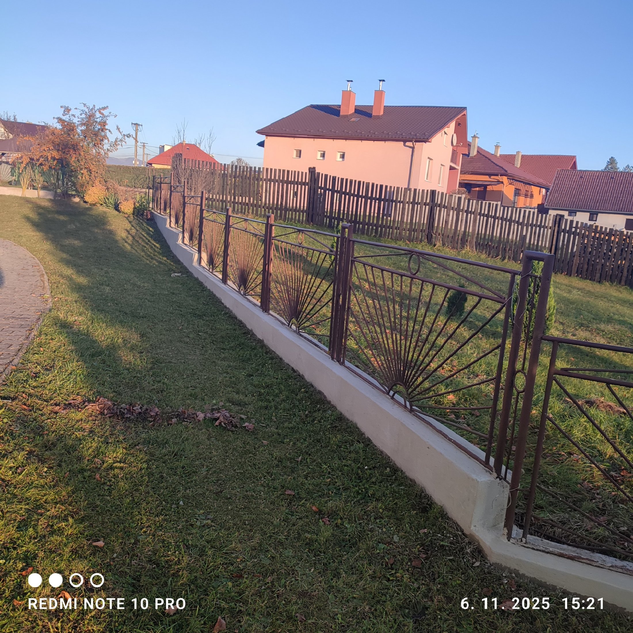 Oplotenie cintorína - foto 9